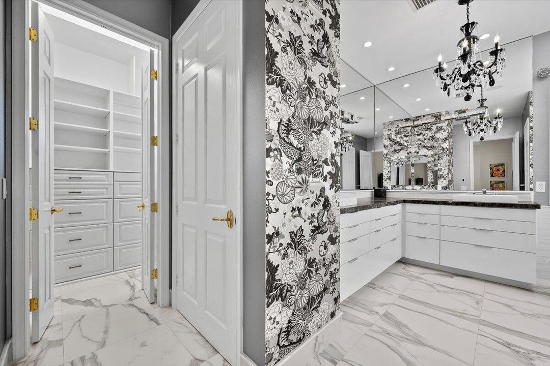 Owner's Suite Bathroom