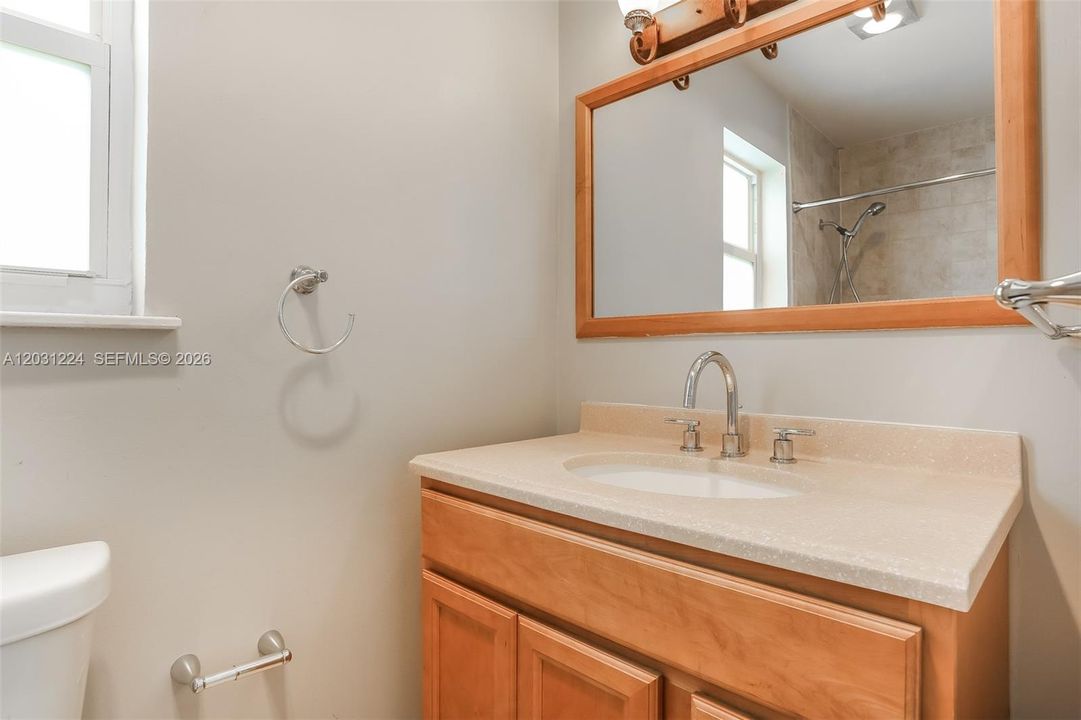 For Rent: $3,330 (3 beds, 2 baths, 1777 Square Feet)