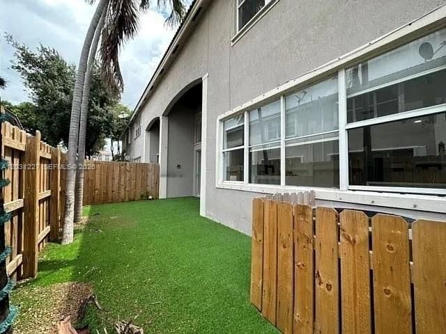 For Sale: $724,900 (3 beds, 2 baths, 2245 Square Feet)
