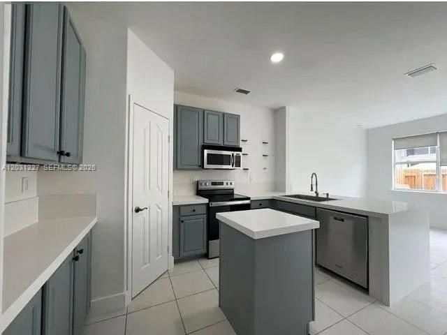For Sale: $724,900 (3 beds, 2 baths, 2245 Square Feet)