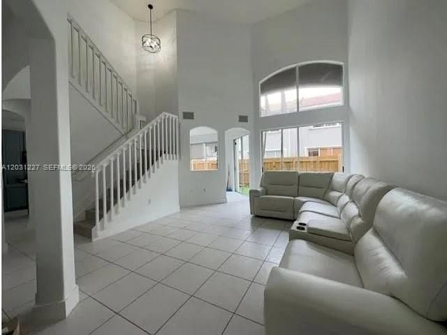 For Sale: $724,900 (3 beds, 2 baths, 2245 Square Feet)