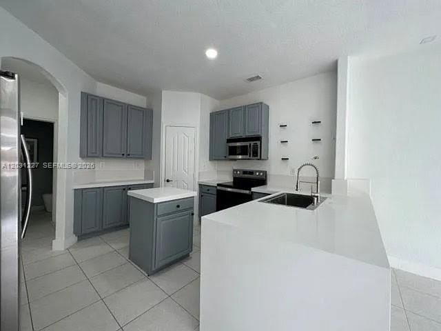 For Sale: $724,900 (3 beds, 2 baths, 2245 Square Feet)