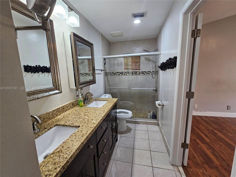 En Renta: $4,000 (3 camas, 2 baños, 1356 Pies cuadrados)