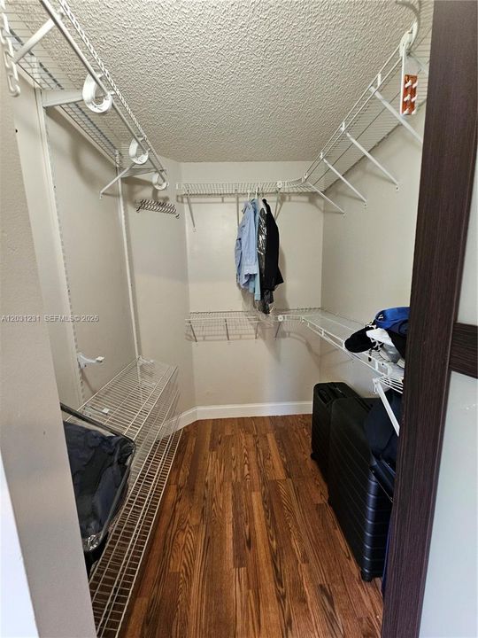 En Renta: $4,000 (3 camas, 2 baños, 1356 Pies cuadrados)