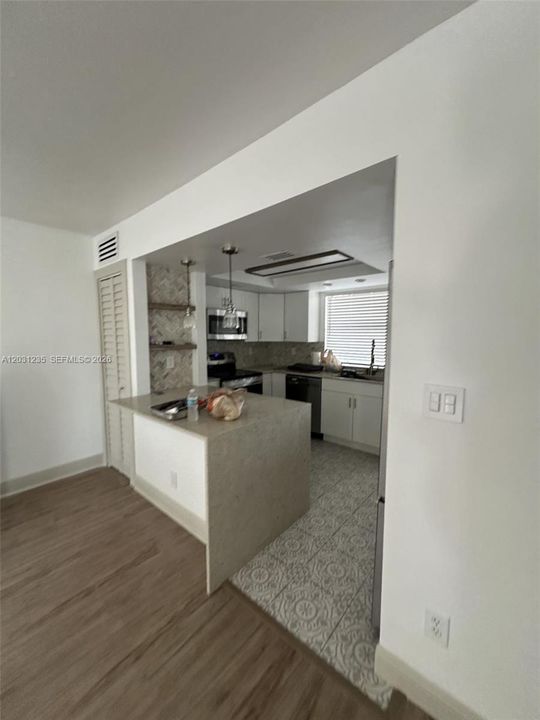 For Rent: $3,200 (3 beds, 2 baths, 1378 Square Feet)