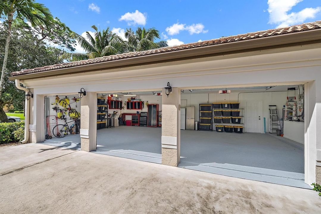 8905 Marlamoor Lane