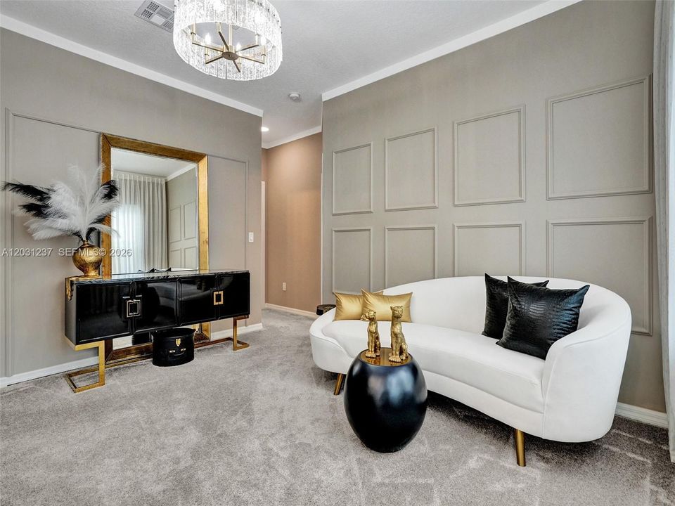 For Sale: $925,000 (3 beds, 2 baths, 1881 Square Feet)
