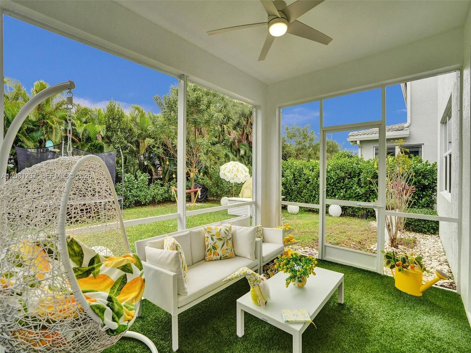 For Sale: $925,000 (3 beds, 2 baths, 1881 Square Feet)