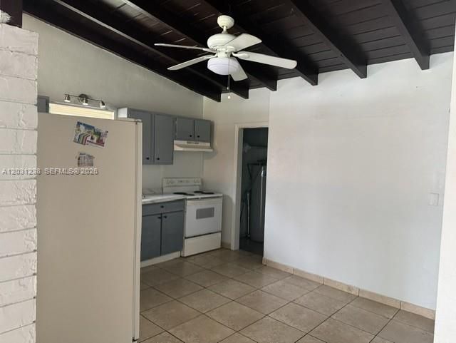 For Rent: $1,995 (2 beds, 1 baths, 1000 Square Feet)