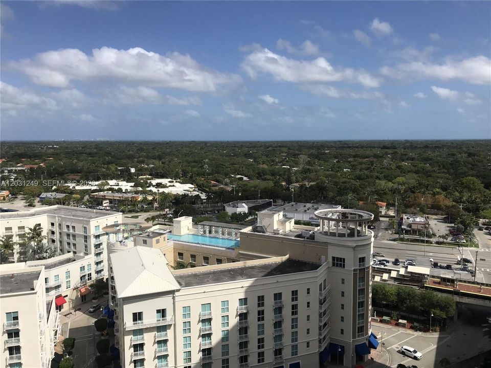 For Rent: $2,500 (1 beds, 1 baths, 657 Square Feet)
