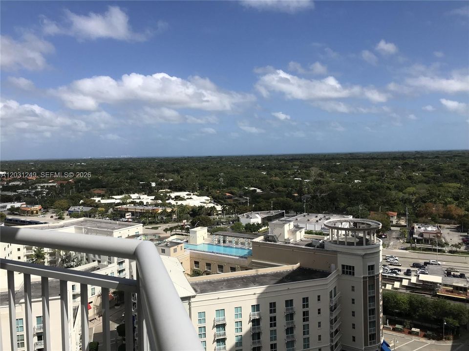 For Rent: $2,500 (1 beds, 1 baths, 657 Square Feet)