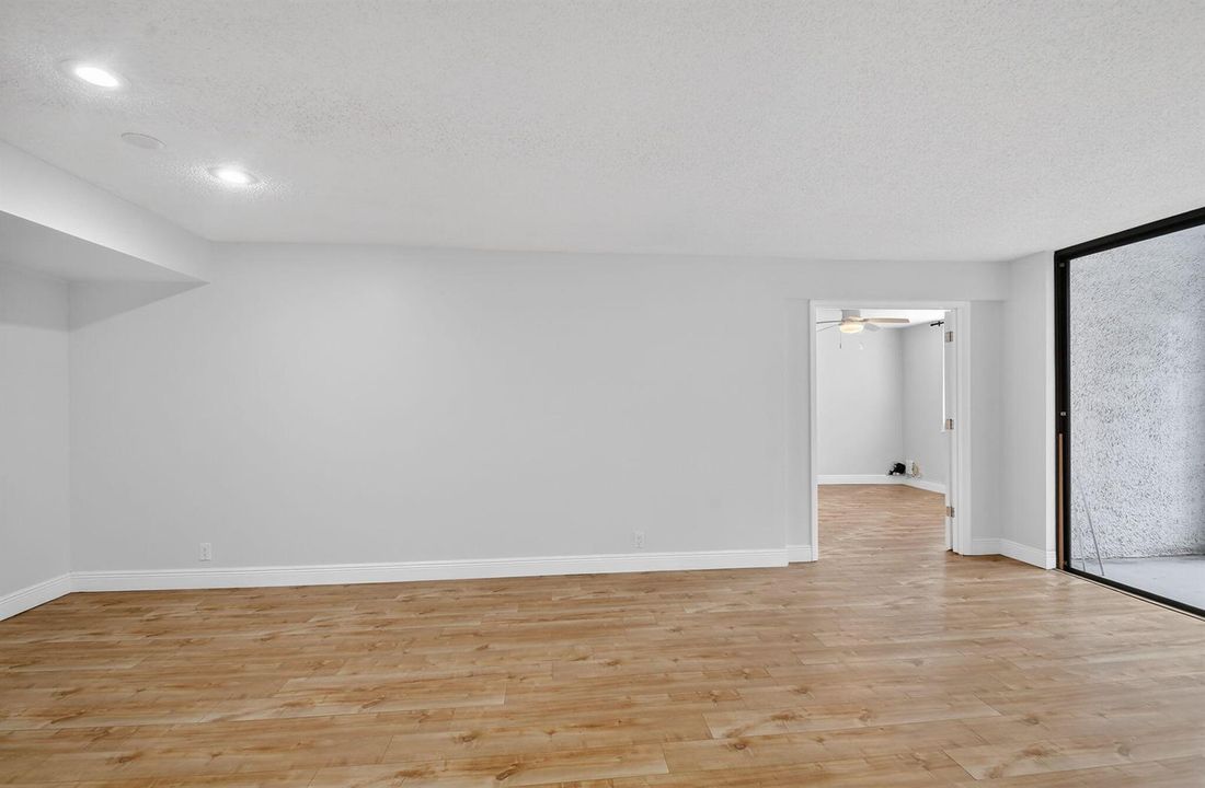 Living \ Dining Room