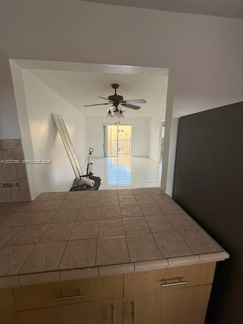 For Sale: $240,000 (2 beds, 2 baths, 890 Square Feet)