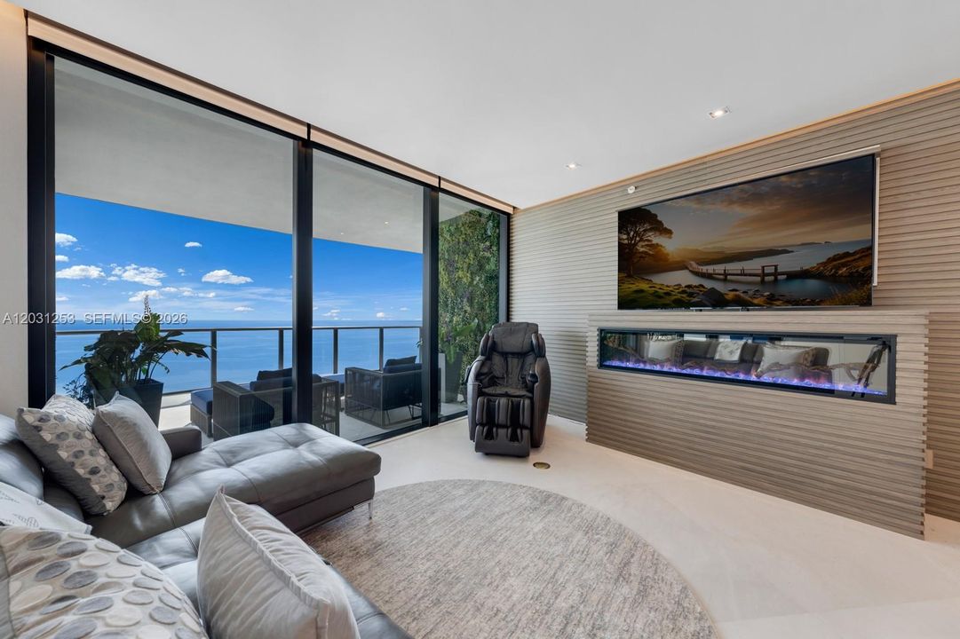 For Sale: $16,950,000 (4 beds, 4 baths, 6121 Square Feet)
