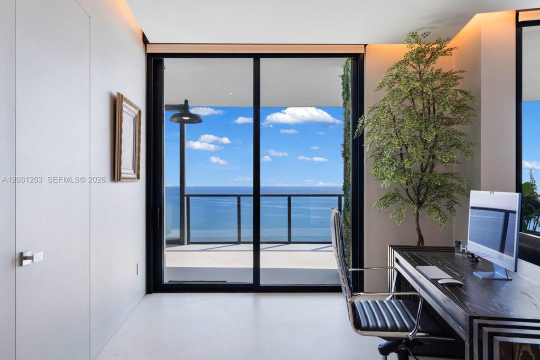 For Sale: $16,950,000 (4 beds, 4 baths, 6121 Square Feet)