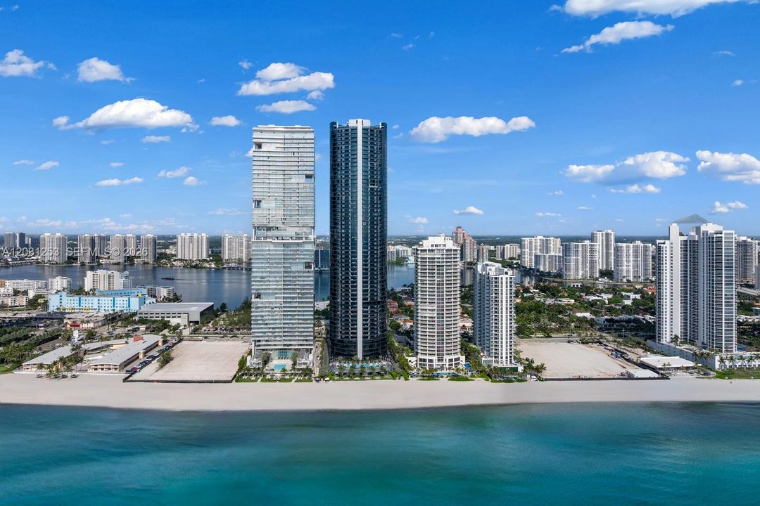 For Sale: $16,950,000 (4 beds, 4 baths, 6121 Square Feet)