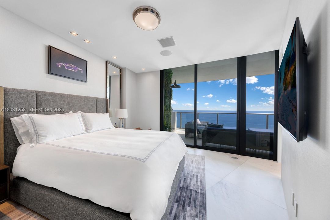For Sale: $16,950,000 (4 beds, 4 baths, 6121 Square Feet)