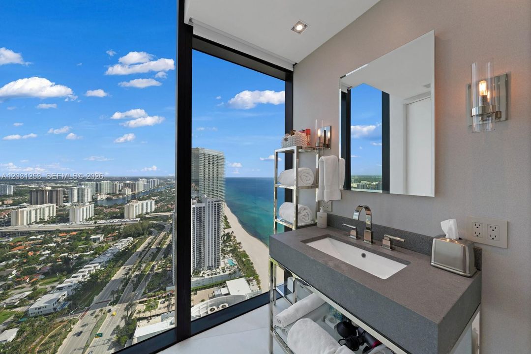 For Sale: $16,950,000 (4 beds, 4 baths, 6121 Square Feet)