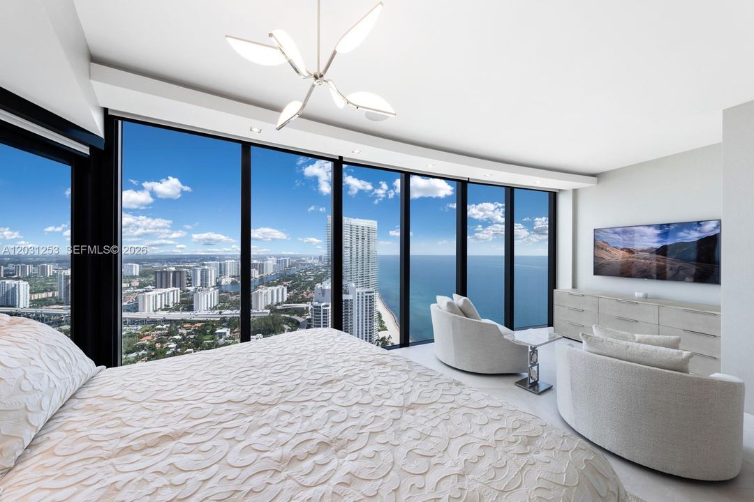 For Sale: $16,950,000 (4 beds, 4 baths, 6121 Square Feet)