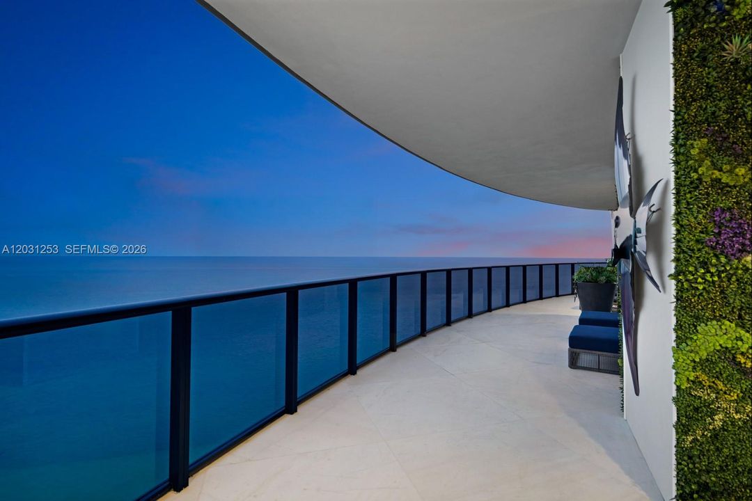 For Sale: $16,950,000 (4 beds, 4 baths, 6121 Square Feet)