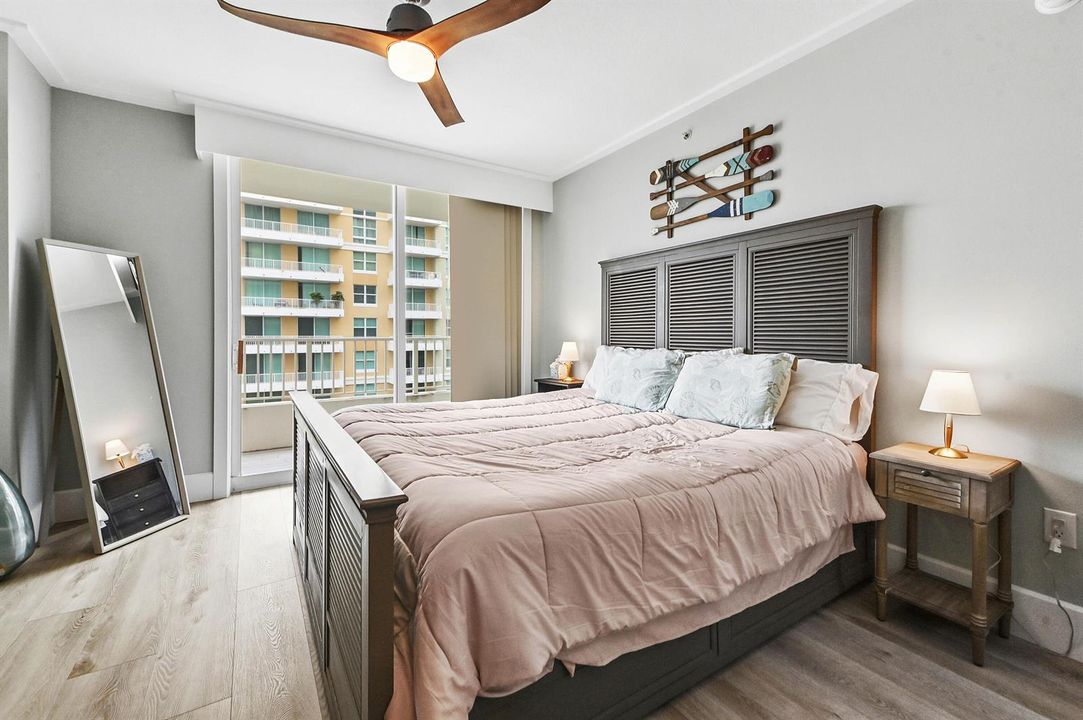 38 Bedroom 06