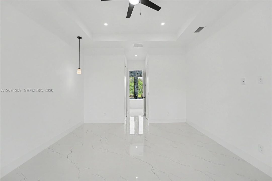 En Venta: $500,000 (3 camas, 3 baños, 2010 Pies cuadrados)