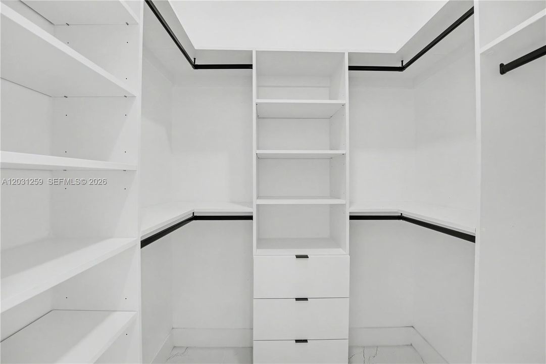 En Venta: $500,000 (3 camas, 3 baños, 2010 Pies cuadrados)