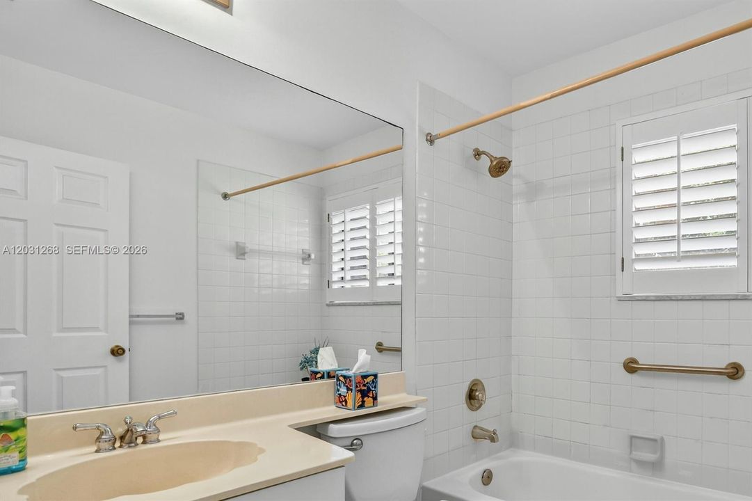 For Sale: $479,000 (3 beds, 2 baths, 1760 Square Feet)