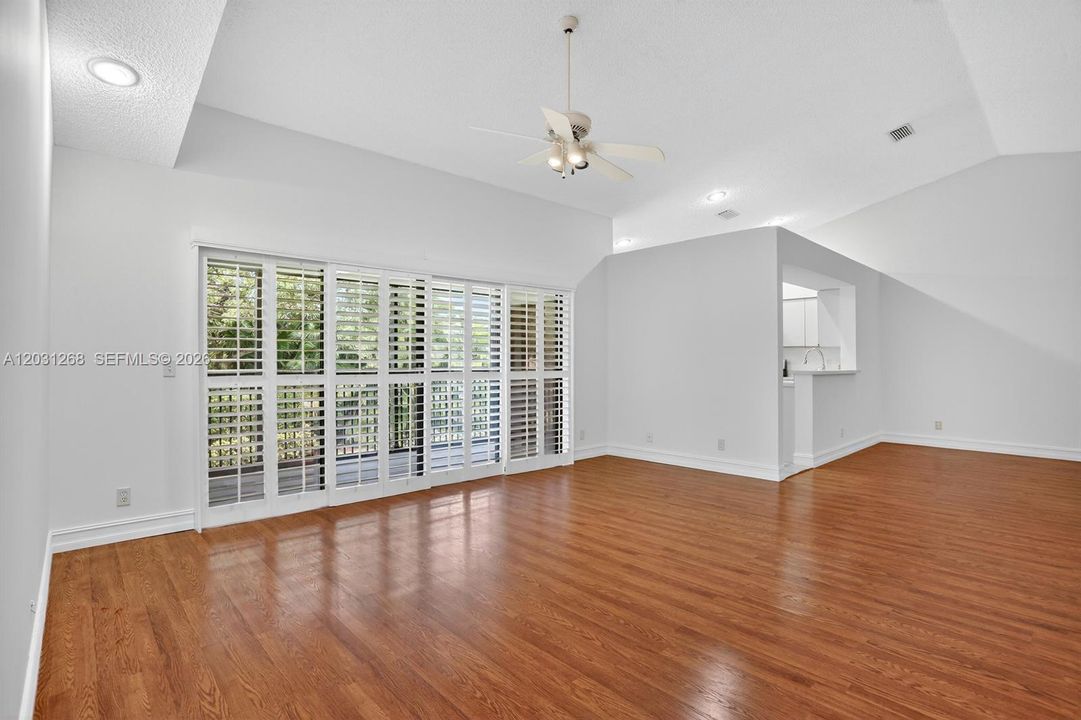 For Sale: $479,000 (3 beds, 2 baths, 1760 Square Feet)