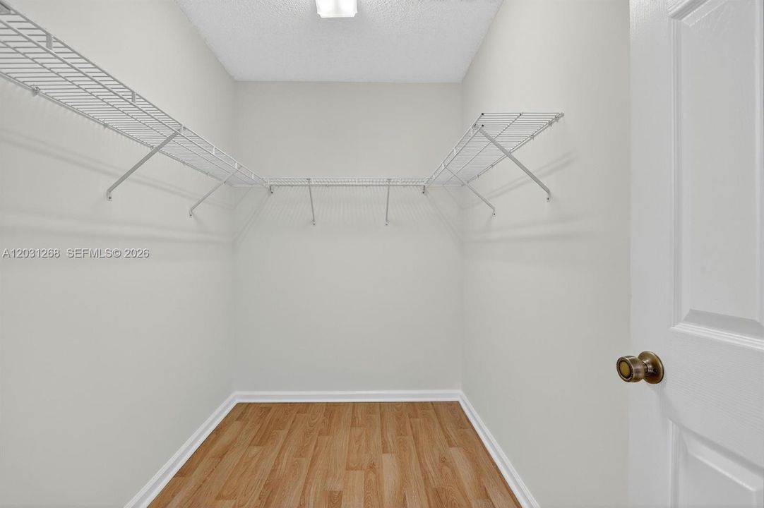 For Sale: $479,000 (3 beds, 2 baths, 1760 Square Feet)