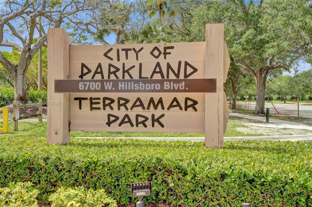 For Sale: $479,000 (3 beds, 2 baths, 1760 Square Feet)