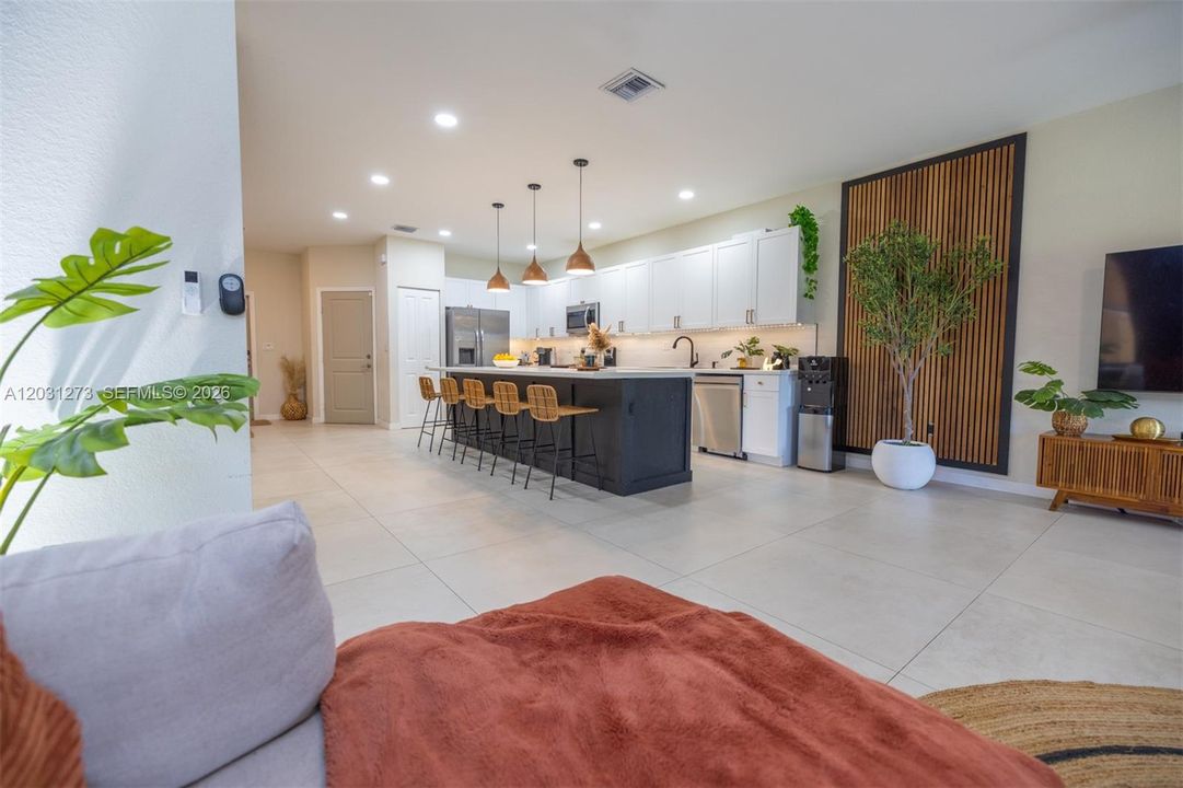 For Sale: $478,000 (3 beds, 2 baths, 1772 Square Feet)