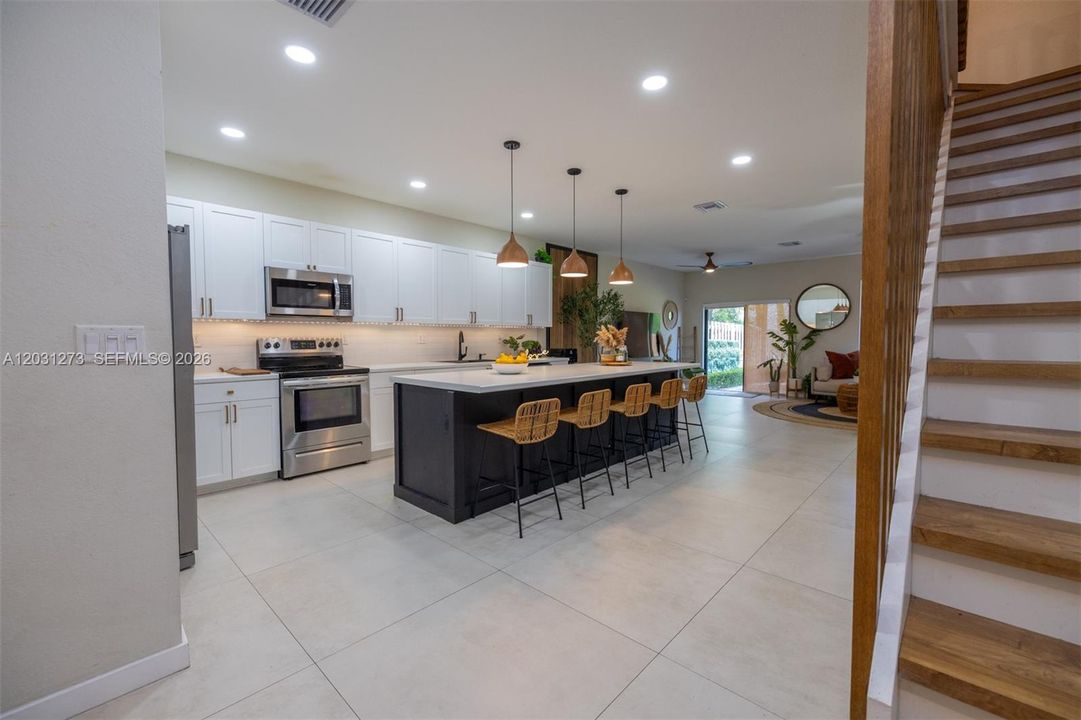 For Sale: $478,000 (3 beds, 2 baths, 1772 Square Feet)