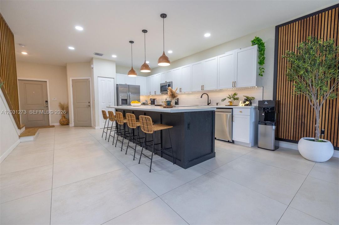 For Sale: $478,000 (3 beds, 2 baths, 1772 Square Feet)