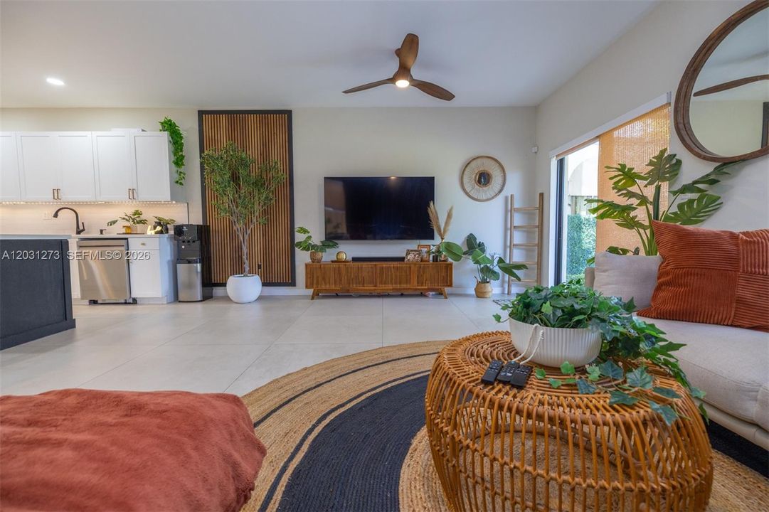 For Sale: $478,000 (3 beds, 2 baths, 1772 Square Feet)