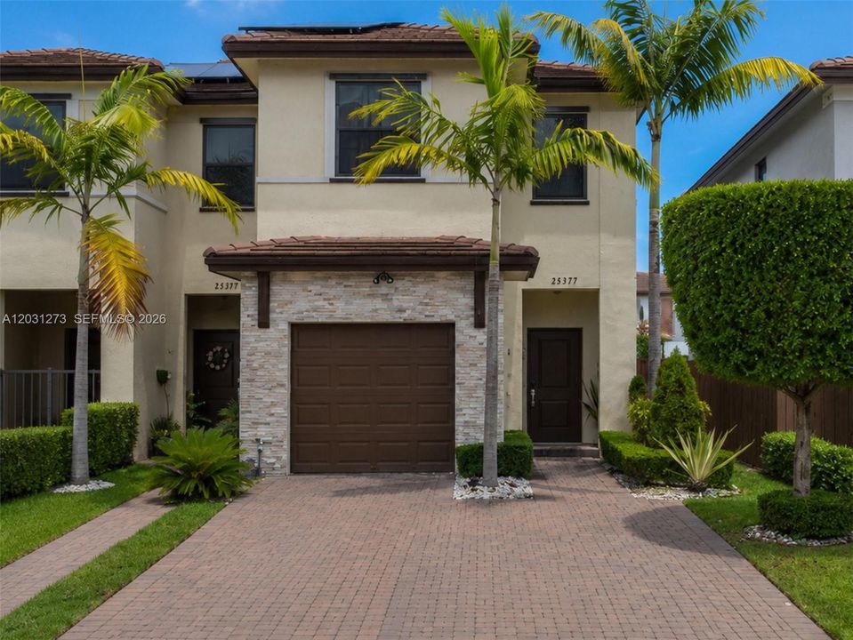 For Sale: $478,000 (3 beds, 2 baths, 1772 Square Feet)