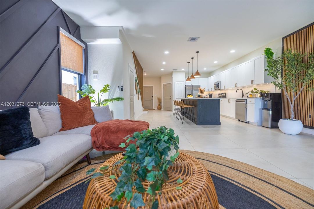 For Sale: $478,000 (3 beds, 2 baths, 1772 Square Feet)