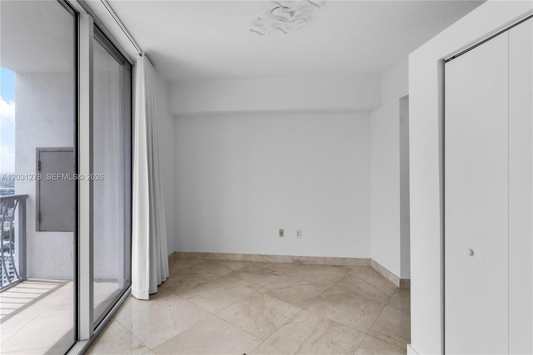 For Sale: $540,000 (2 beds, 2 baths, 1048 Square Feet)