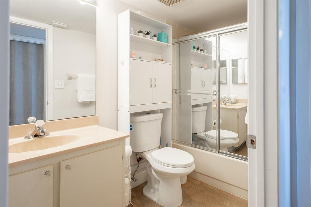 13_bath1