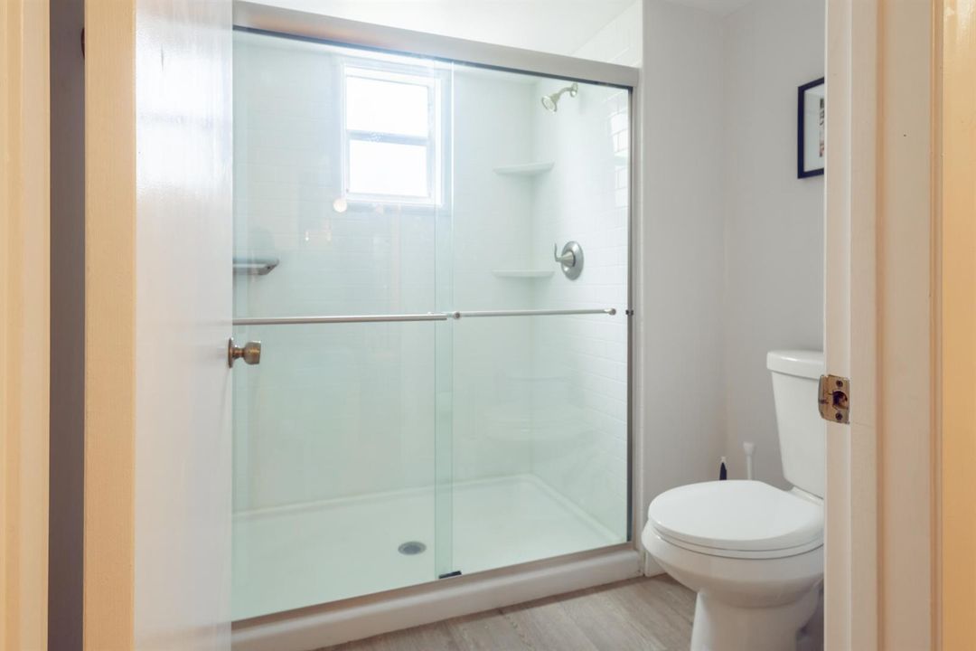 22_masterbath