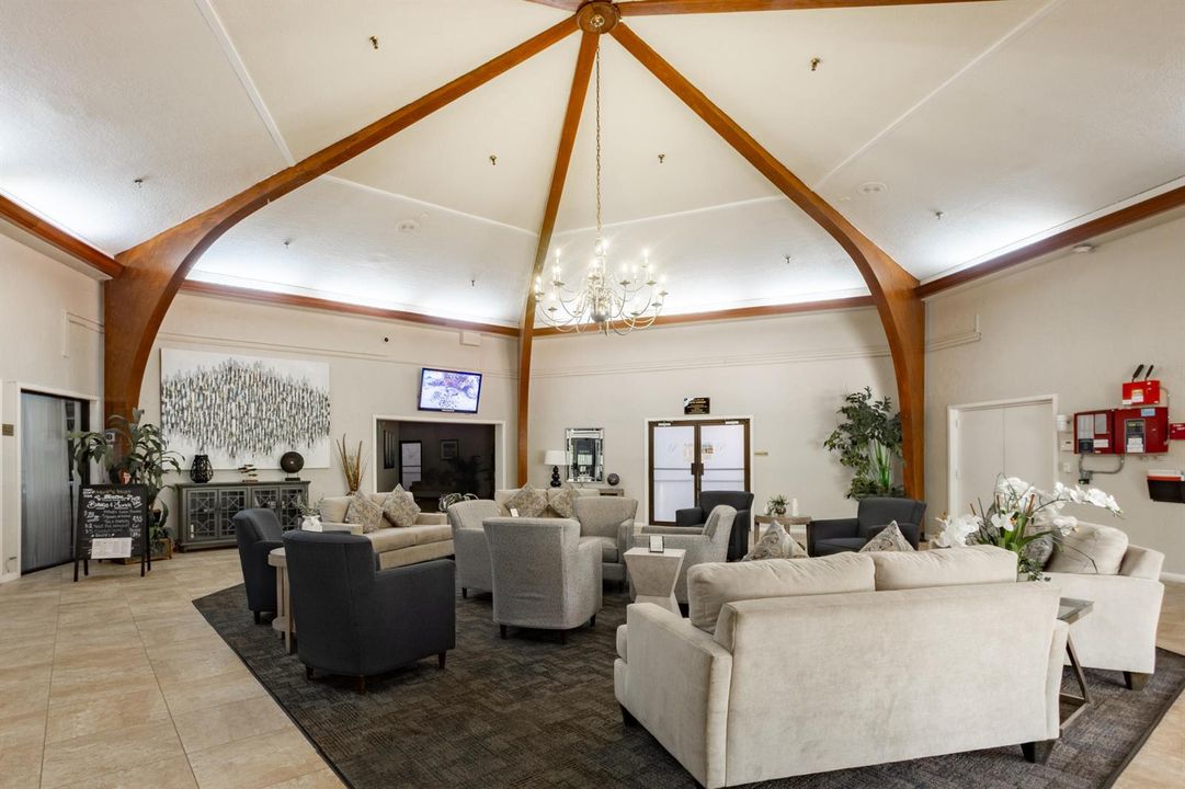 27_clubhouse