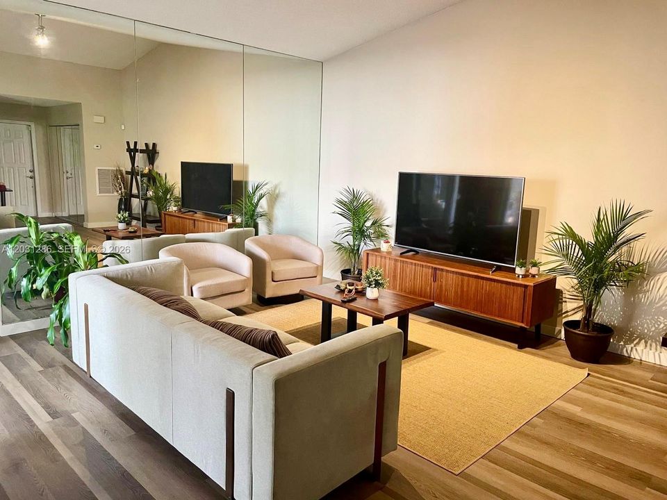 В аренду: $3,900 (3 спален, 2 ванн, 1577 Квадратных фут)