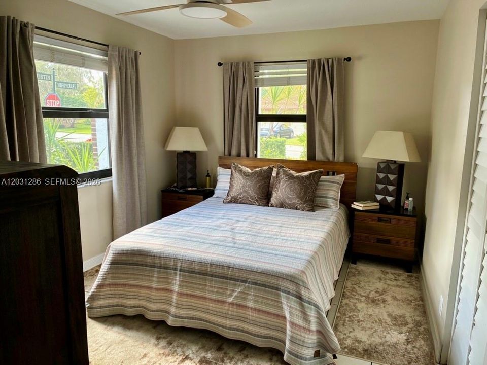 В аренду: $3,900 (3 спален, 2 ванн, 1577 Квадратных фут)