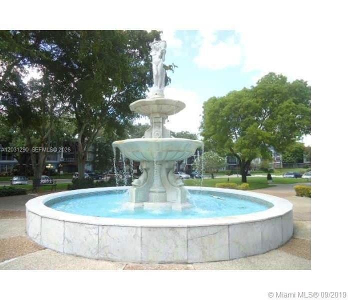 For Rent: $1,300 (0 beds, 1 baths, 420 Square Feet)