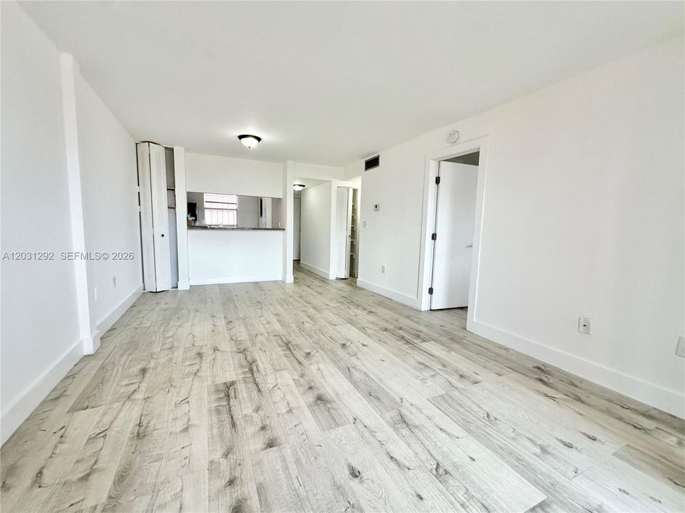 В аренду: $1,790 (2 спален, 2 ванн, 800 Квадратных фут)