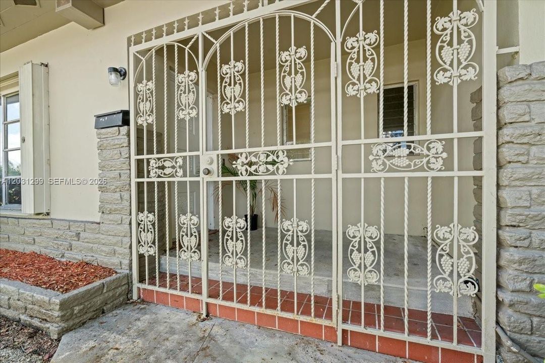 В аренду: $7,300 (0 спален, 0 ванн, 0 Квадратных фут)