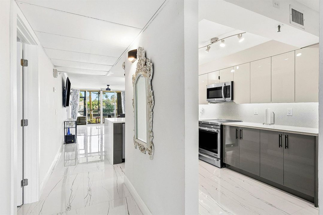 002-18RoyalPalmWay-109-BocaRaton-FL-3343