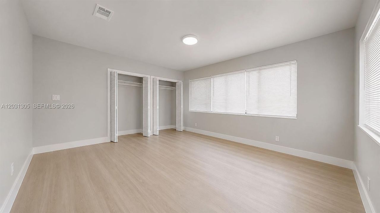 В аренду: $2,550 (2 спален, 1 ванн, 1000 Квадратных фут)