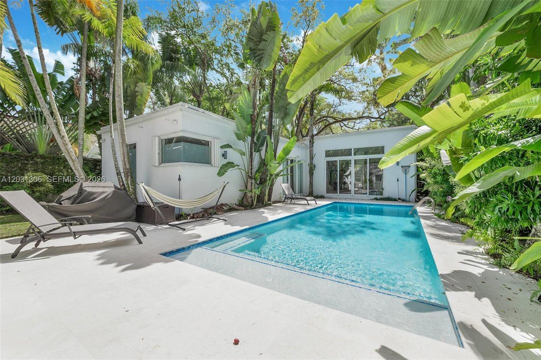 For Rent: $23,500 (4 beds, 3 baths, 2863 Square Feet)