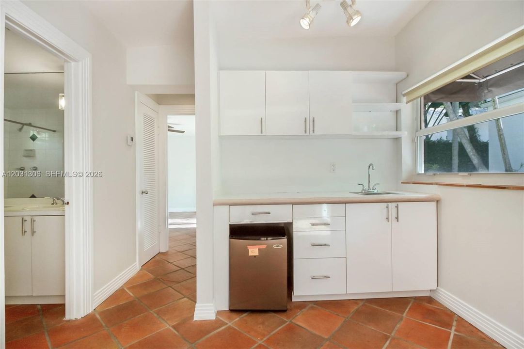 For Rent: $23,500 (4 beds, 3 baths, 2863 Square Feet)